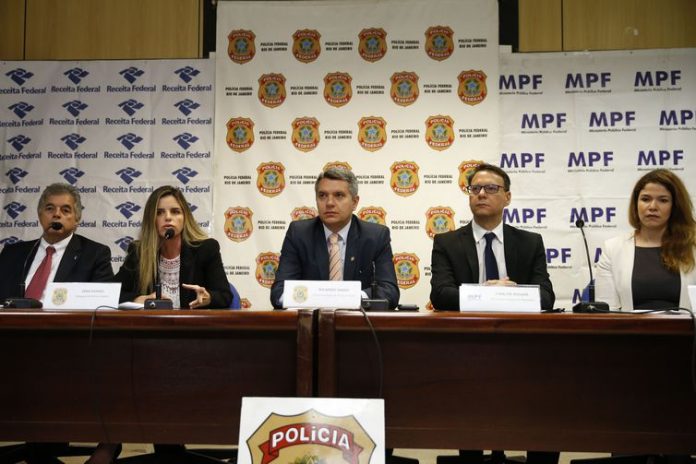 tmazs_abr_0811186963